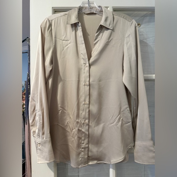 Silky Cream Button-Down H&M Silk Women's Blouse - Picture 2 of 7